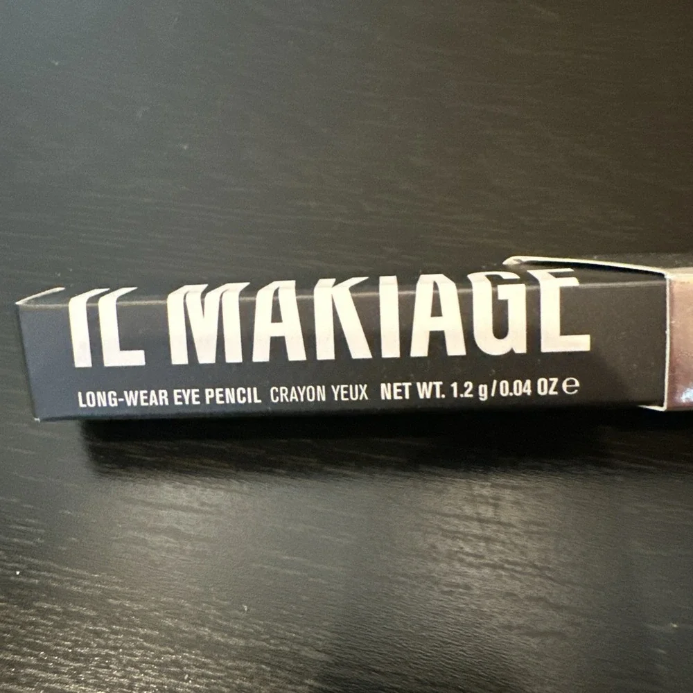 IL Makiage Long-Wear Eye Pencil | Batman | Crayon New In Box Black‎